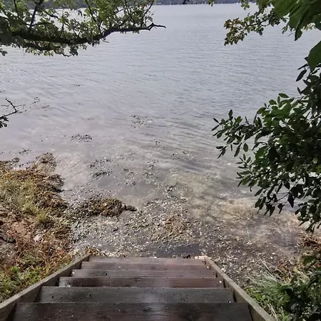 Homestay Les Pieds Dans L'eau