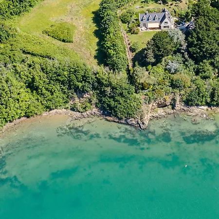 Les Pieds Dans L'eau Homestay Saint-Malo