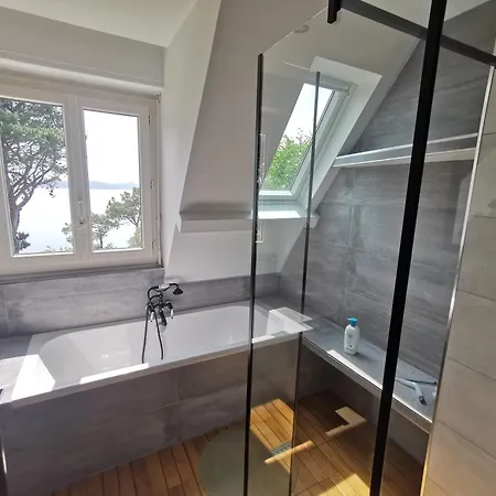 Les Pieds Dans L'eau Homestay Saint-Malo