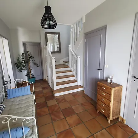 Les Pieds Dans L'eau Homestay Saint-Malo